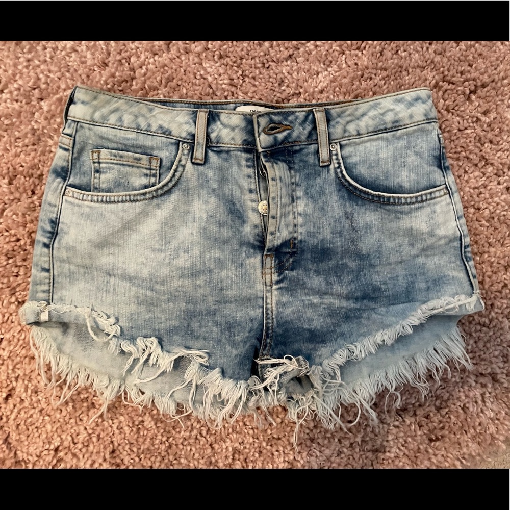 Mid/high rise jean short